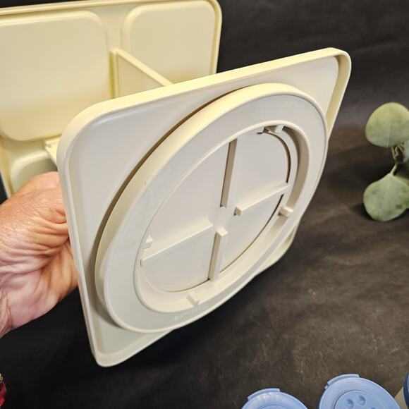 Tupperware Modular Mates Spice Carousel Set Of 16 Shaker Containers Vintage Blue - Picture 9 of 10